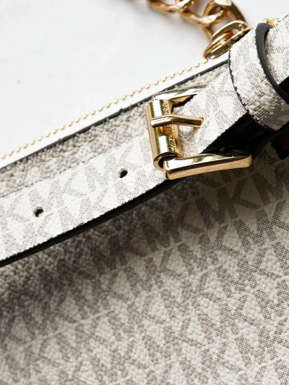 Michael Kors Belt Bag Vanilla Signature Fanny Pack White Gold Tone MK Logo